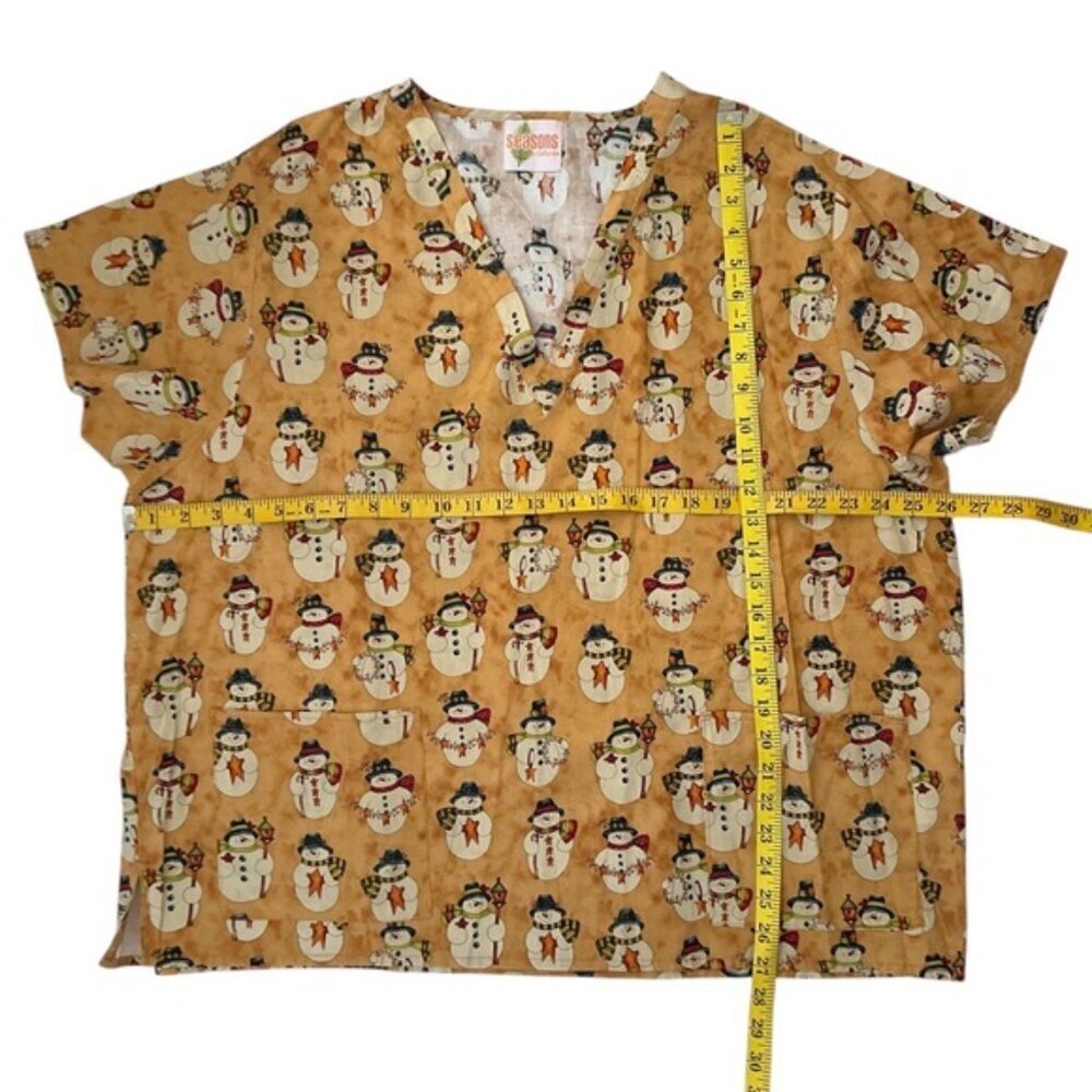Seasons CelScrub Cotton Scrub Top V Neck Holiday Snowman Birdhouse Gold Spice XL - Picture 3 of 16